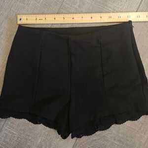 Bongo Women's Black Shorts